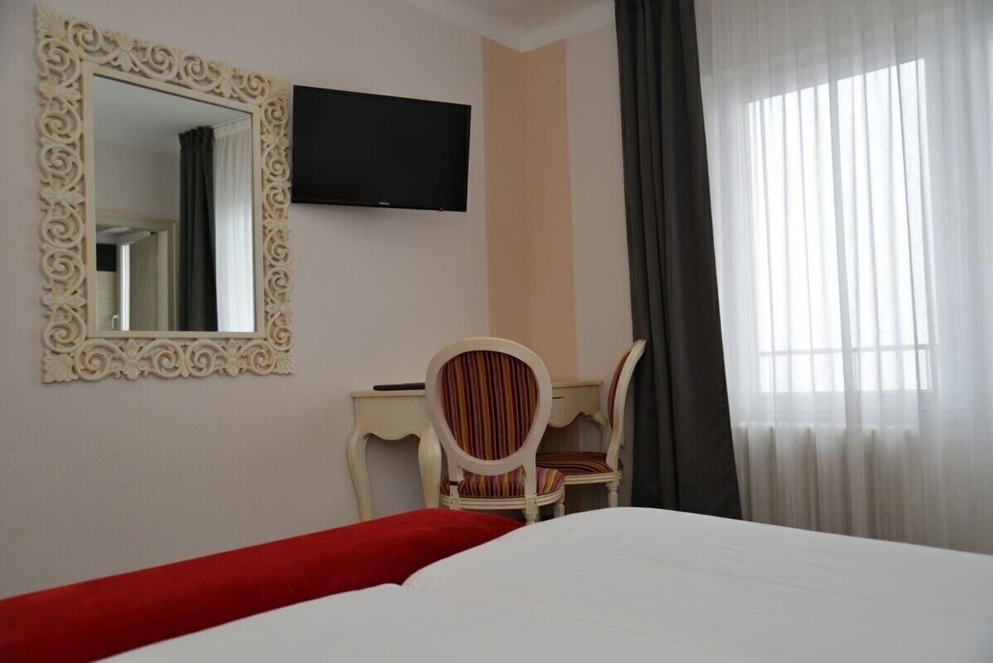 Alexain Hotel Restaurant & Wellness - Colmar Ouest Trois-Épis Buitenkant foto