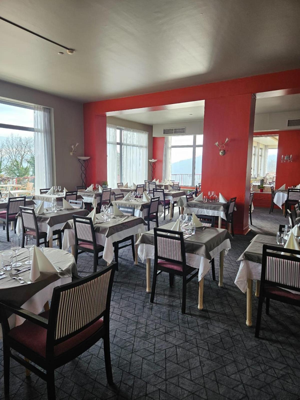 Alexain Hotel Restaurant & Wellness - Colmar Ouest Trois-Épis Buitenkant foto