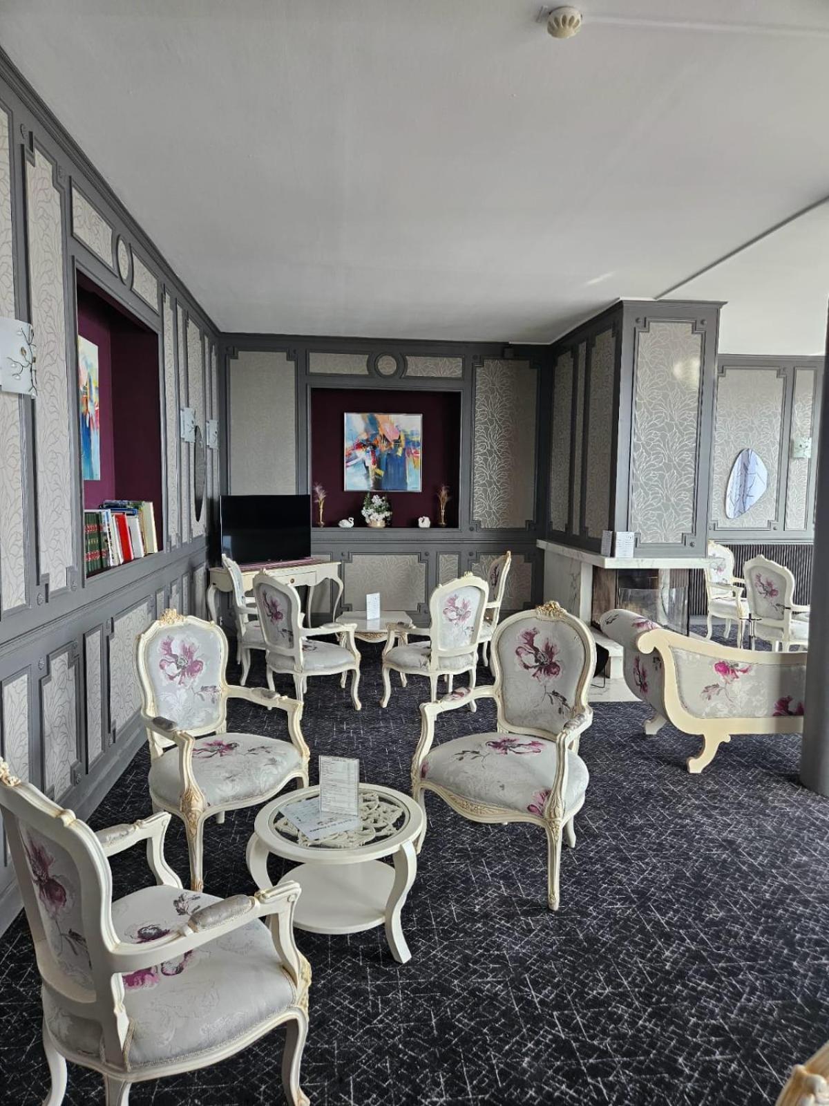 Alexain Hotel Restaurant & Wellness - Colmar Ouest Trois-Épis Buitenkant foto
